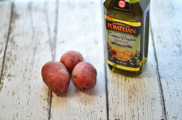 Easy Oven-Roasted Potatoes Easy Oven-Roasted Potatoes Recipe with Pompeian Olive Oil