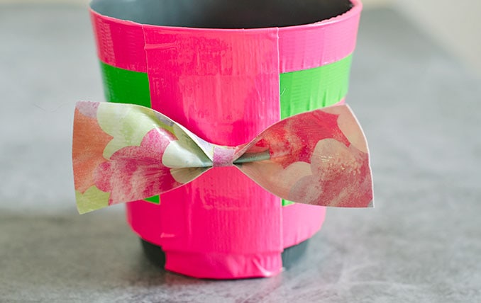 These Duck Tape® Flower Pots with Bow make a great Mother’s Day gift idea, Spring gift idea or just because gift!