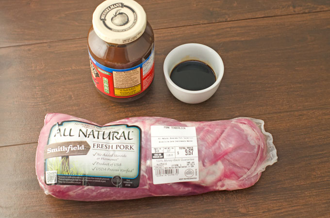 Roasted Pork Tenderloin with Balsamic Apple Butter Glaze Recipe | This easy pork tenderloin recipe is made in the oven and only takes a few fall-friendly ingredients. My favorite part is that it only takes a couple dishes, and minutes to cook, so my entire kitchen isn’t a mess! Roasted Pork Tenderloin with Balsamic Apple Butter Glaze Recipe | This easy pork tenderloin recipe is made in the oven and only takes a few fall-friendly ingredients. My favorite part is that it only takes a couple dishes, and minutes to cook, so my entire kitchen isn’t a mess!