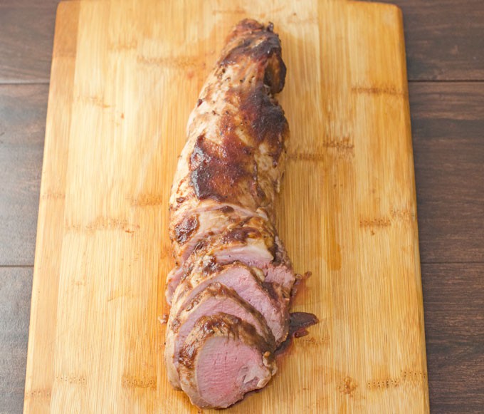 Roasted Pork Tenderloin with Balsamic Apple Butter Glaze Recipe | This easy pork tenderloin recipe is made in the oven and only takes a few fall-friendly ingredients. My favorite part is that it only takes a couple dishes, and minutes to cook, so my entire kitchen isn’t a mess!