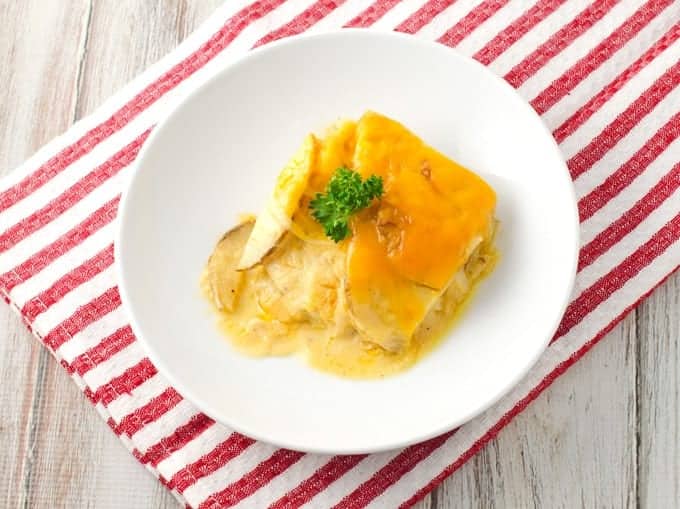 Cheesy Scalloped Potatoes Recipe | This easy scalloped potatoes recipe is full of cheesy goodness. It’s great as a side dish for just about any meal, but especially during Thanksgiving and Christmas with ham or a standing rib roast. I’ll admit I even like to eat the leftovers for breakfast! Cheesy Scalloped Potatoes Recipe | This easy scalloped potatoes recipe is full of cheesy goodness. It’s great as a side dish for just about any meal, but especially during Thanksgiving and Christmas with ham or a standing rib roast. I’ll admit I even like to eat the leftovers for breakfast!