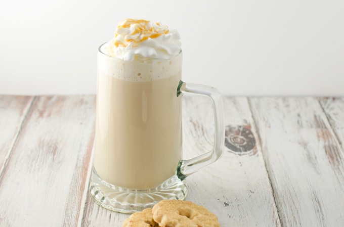 Salted-caramel-white-chocolate-mocha-recipe
