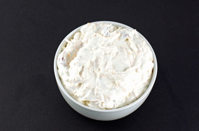 Creamy Cheesy Bacon Ranch Dip Recipe | This easy ranch dip is sure to be one of your guests favorite game day appetizers recipes. The first time I made this as a test recipe, we loved it so much it kind of turned into dinner. At least it helped me eat more veggies!