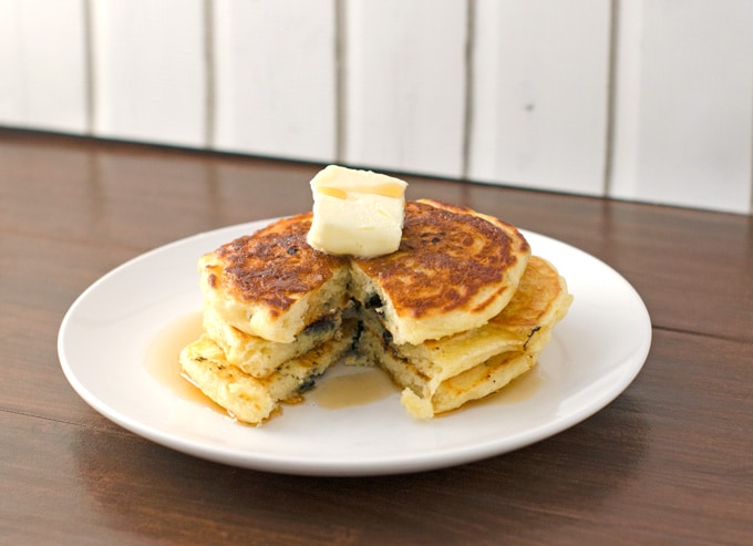 Fluffy Blueberry Buttermilk Pancakes Recipe