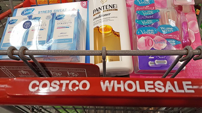 5-Summer-Beauty-Hacks--shoppnig-at-costco