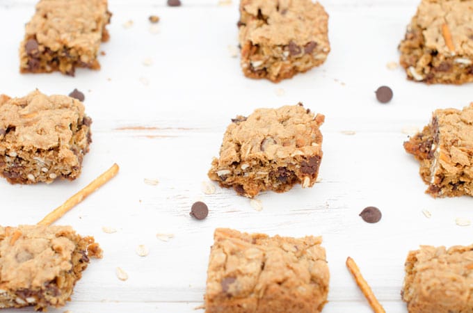 Oatmeal Chocolate Chip Pretzel Bars Recipe