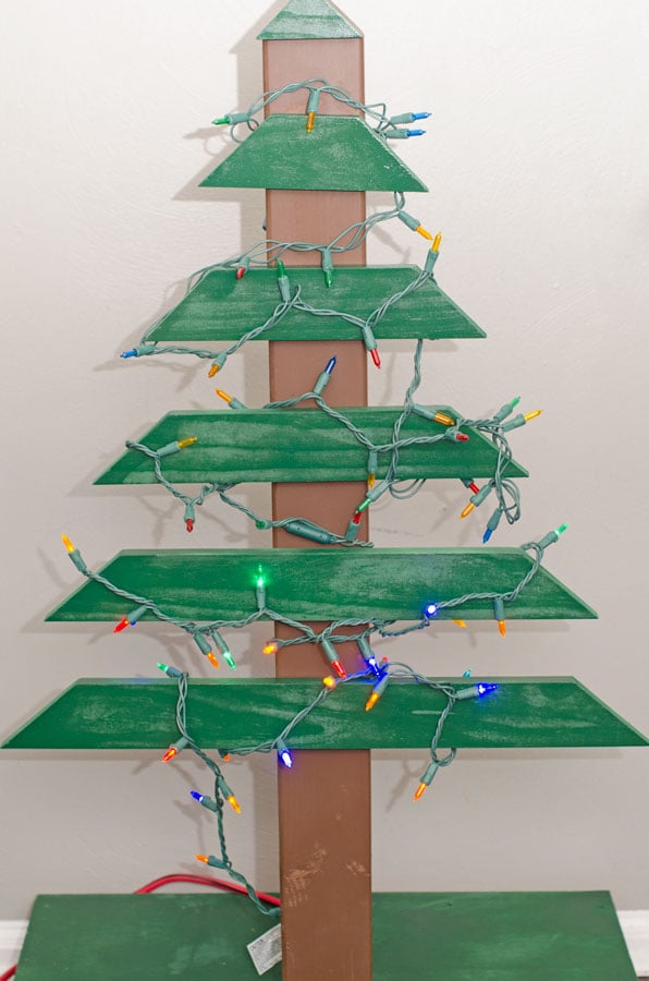diy-wood-christmas-tree-lights-on